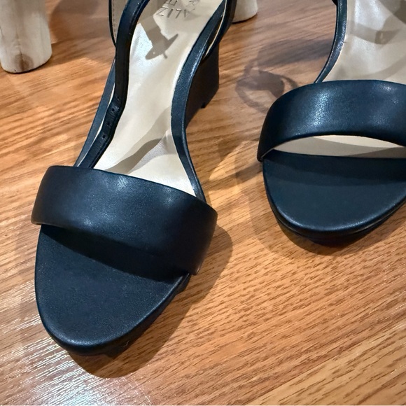 Elegant Black Women's Wedge Sandals - Picture 3 of 13